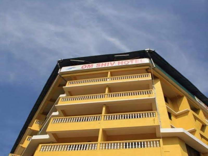 Om Shiv Hotel مادغاون المظهر الخارجي الصورة
