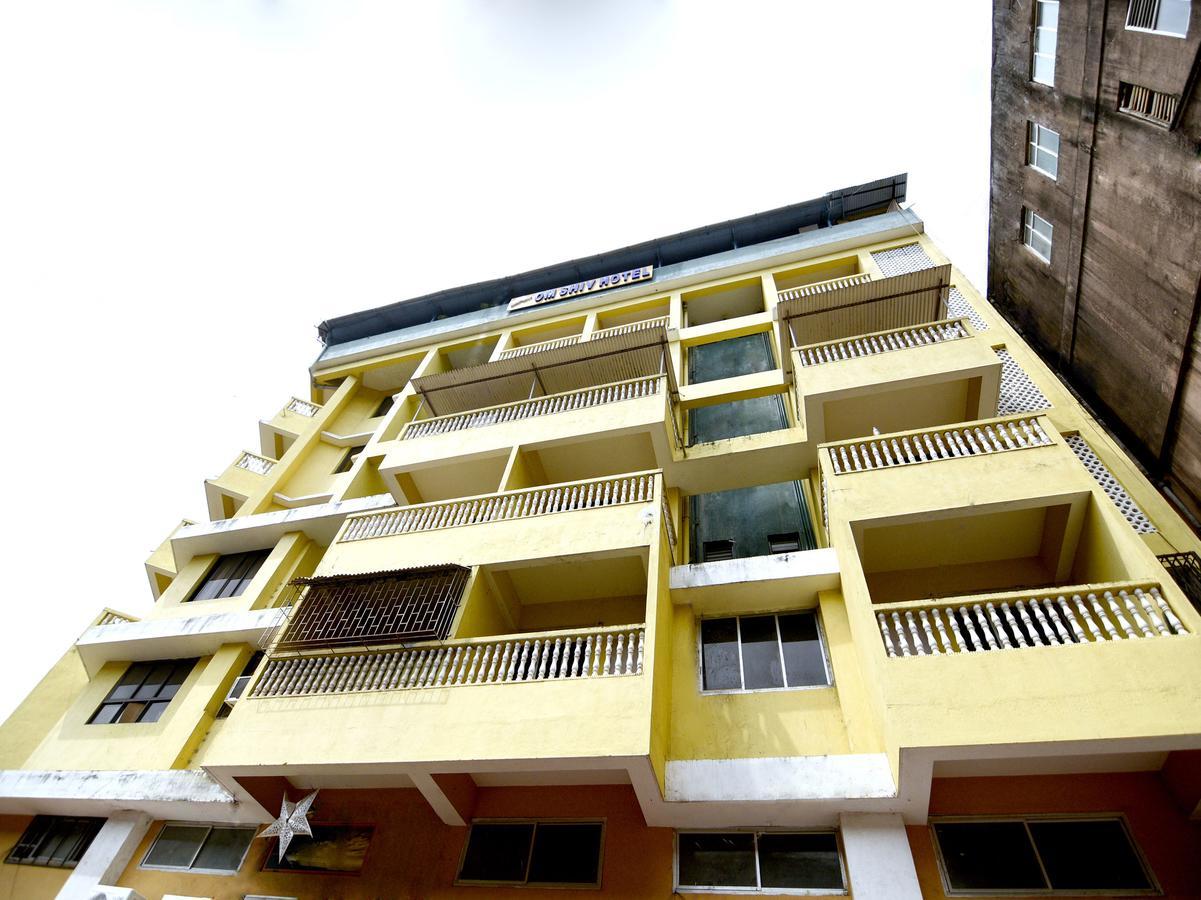 Om Shiv Hotel مادغاون المظهر الخارجي الصورة